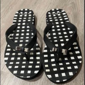 Coach flip flops
